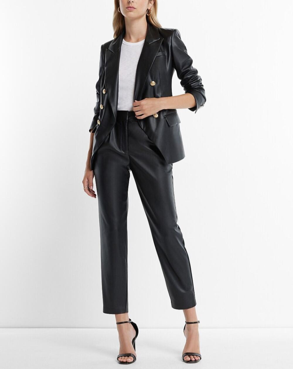 Express Black Pants Faux Leather Pleated High-Rise Tapered Leg Size Medium M NEW